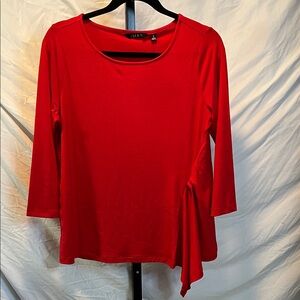 🌺NWT IMAN Bold Scarlet Long Sleeve Top (Bundled price-Bin2)